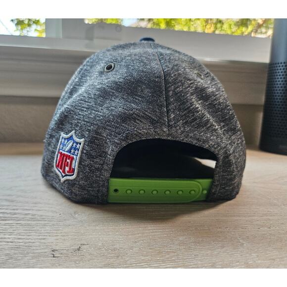 Seattle Seahawks NFL New Era 9Fifty Original Fit Snapback Hat Cap OSFM - Picture 5 of 6